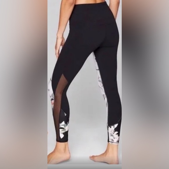 Athleta Blossom Intuition Small 7/8 floral black leggings with mesh on the legs - Picture 4 of 4